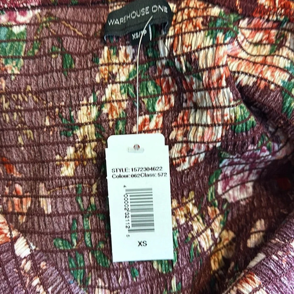 NWT Warehouse One high low bottom, crinkle rayon flutter sleeve dress - Picture 8 of 9